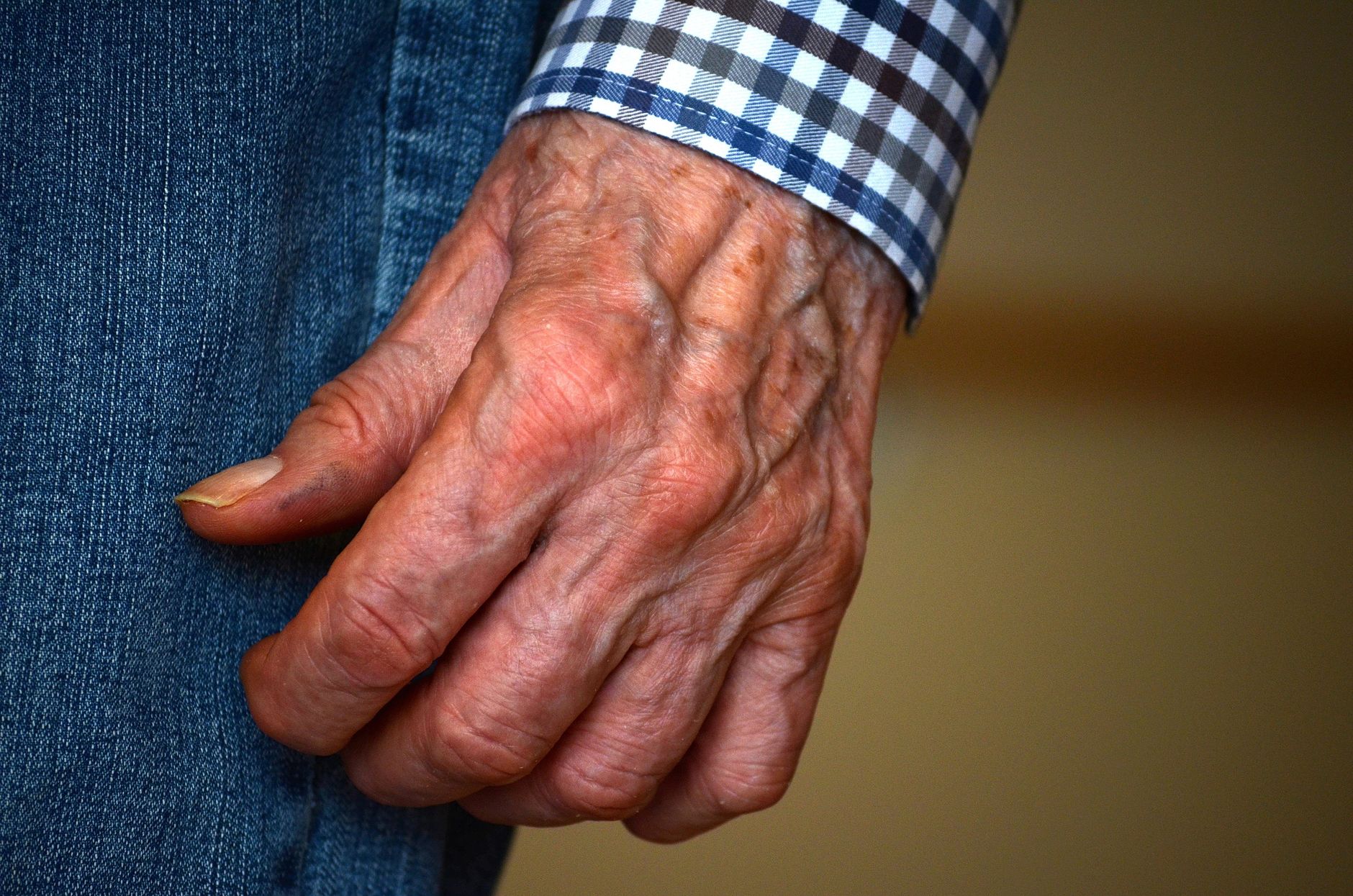 Can Parkinson’s Tremor Affect the Jaw?