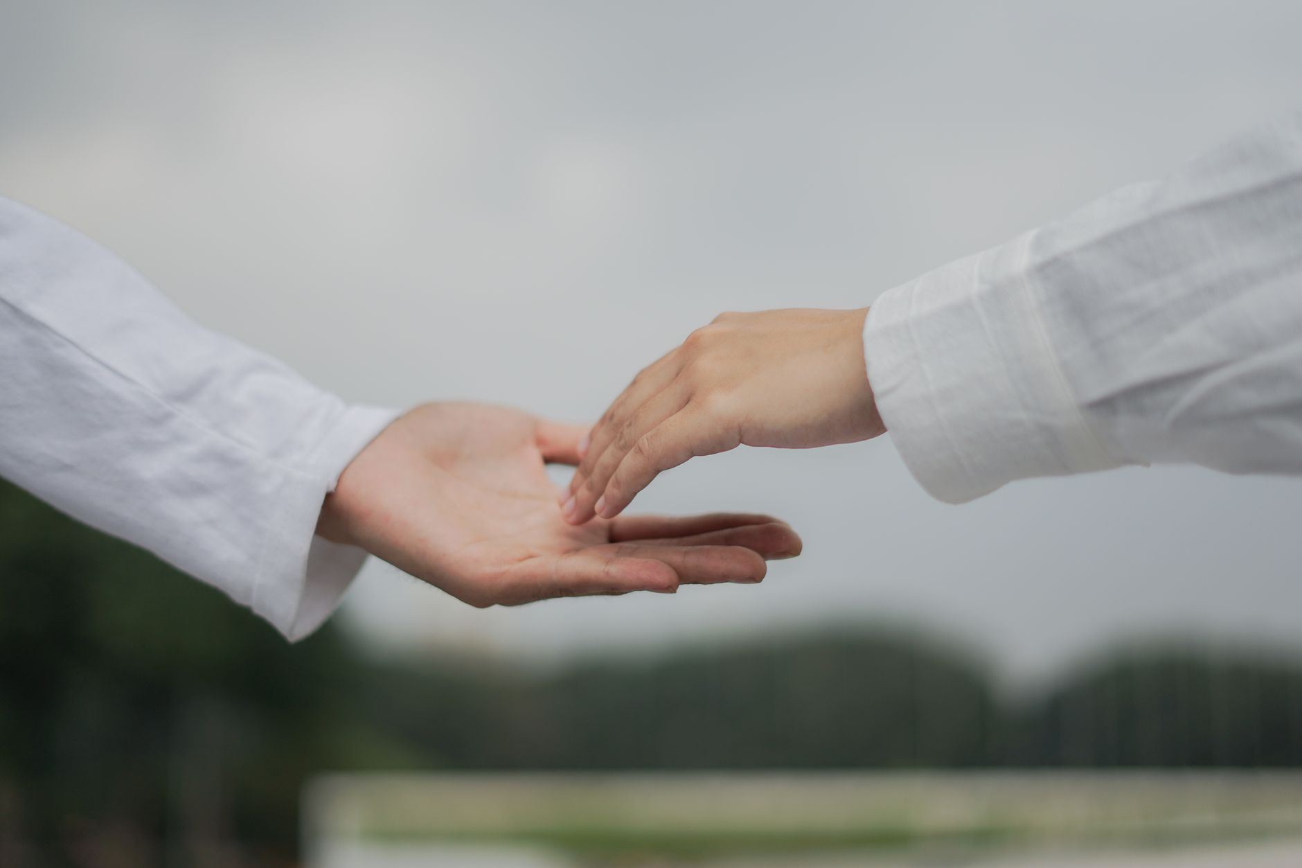 How to Find and Join Local Parkinson’s Disease Support Communities Online