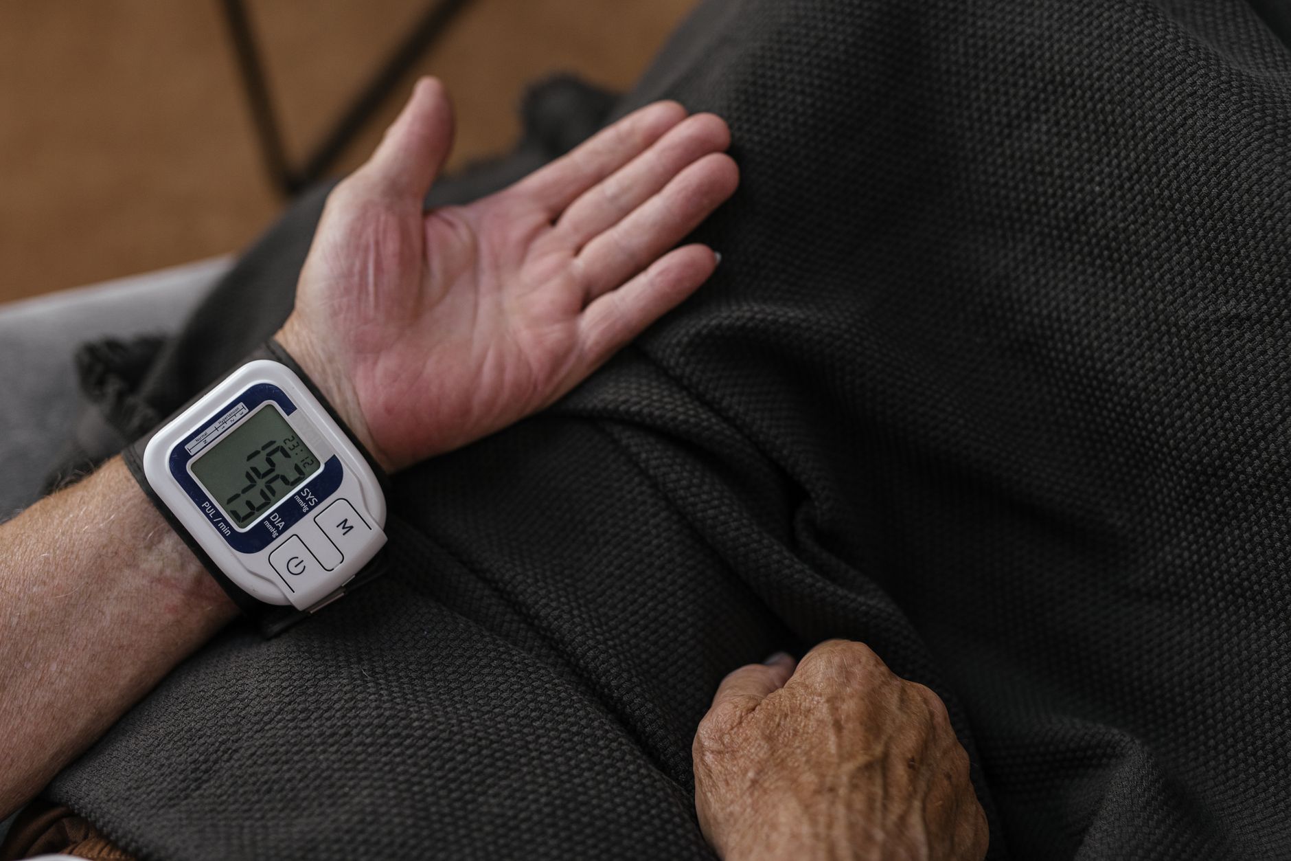 Supine Hypertension Linked to Parkinson's Orthostatic Hypotension: Clinical Connection - Featured image