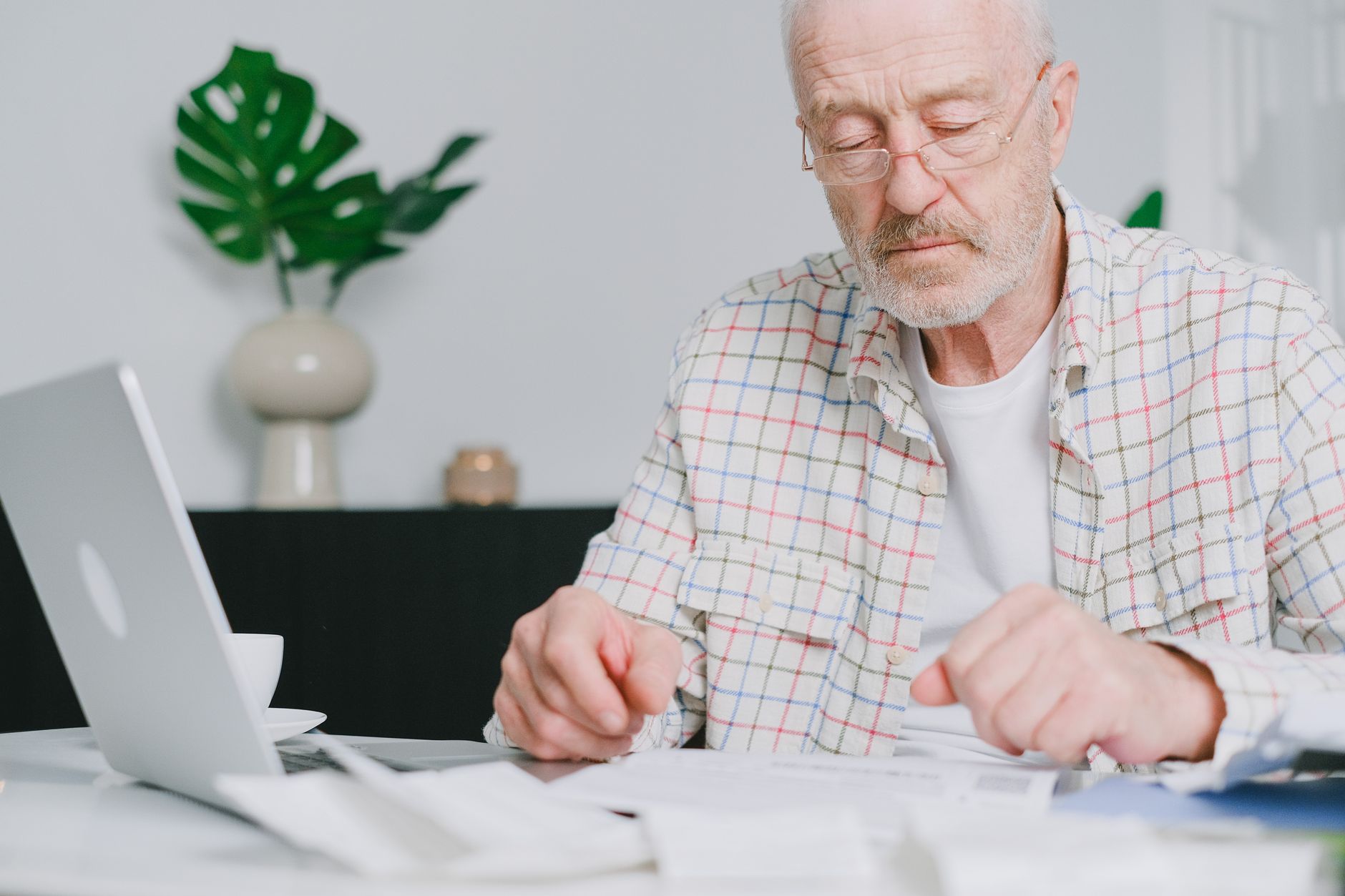 How to Verify Financial and Legal Help for Parkinson's Disease Claims in 2026: NIH, FDA, and trial records, Evidence, and Red Flags - Featured image