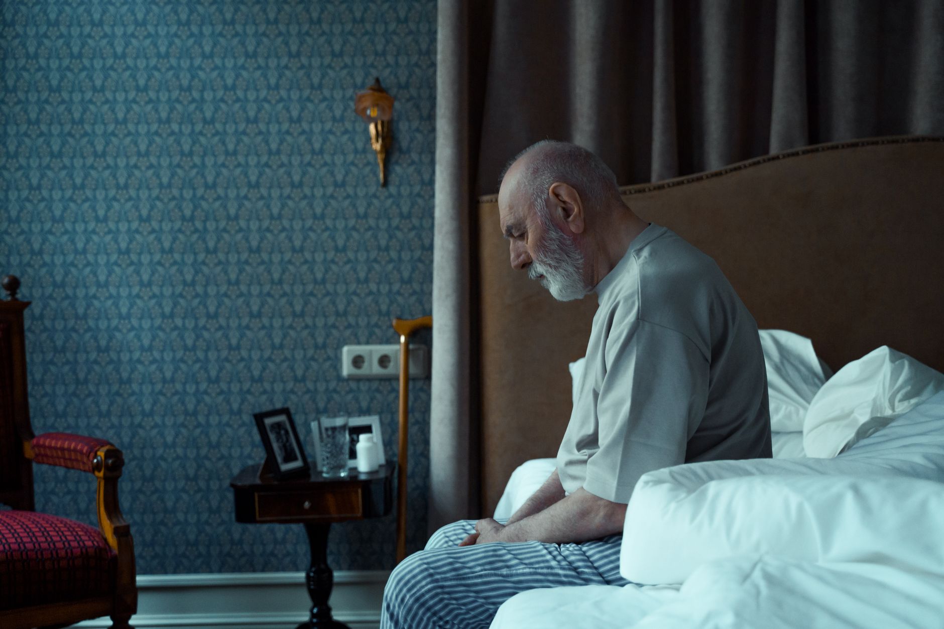 Living Alone With Parkinson's: Safety, Technology, and Support Planning - Featured image