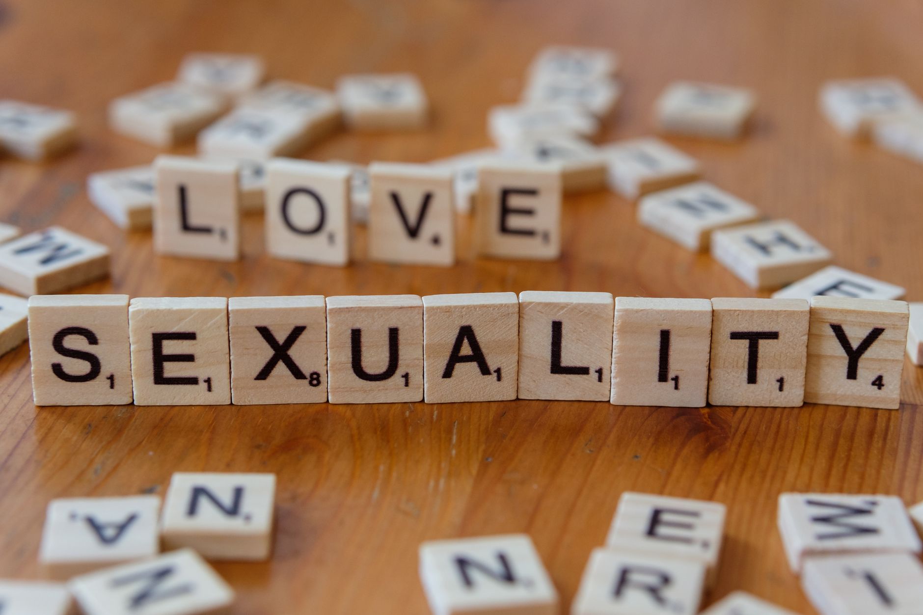 Parkinson's Sexual Health: Symptoms, Medication, and Communication - Featured image